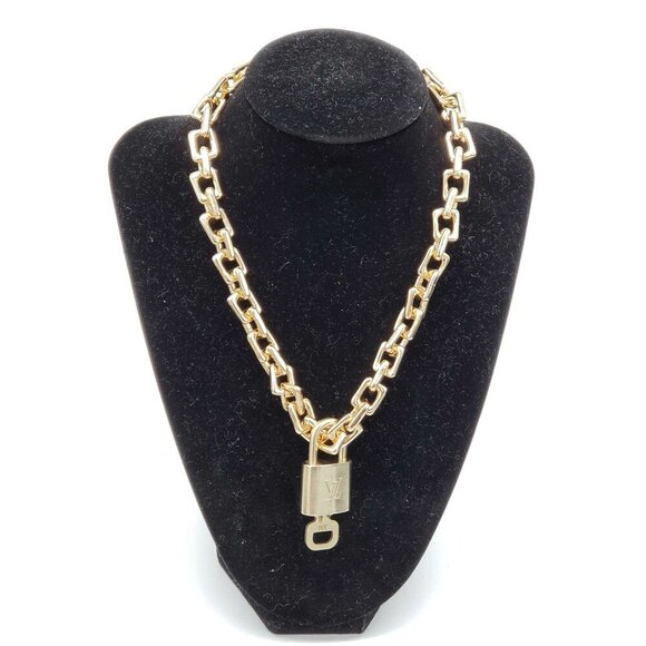 Authentic Louis Vuitton Lock & Key with Unbranded Gold Plated Chain Necklace - Picture 2 of 7